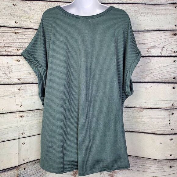 Maurices 24/7 Ribbed Dolman Sleeve Oversized Tunic Top Green Plus 2X - Picture 3 of 6